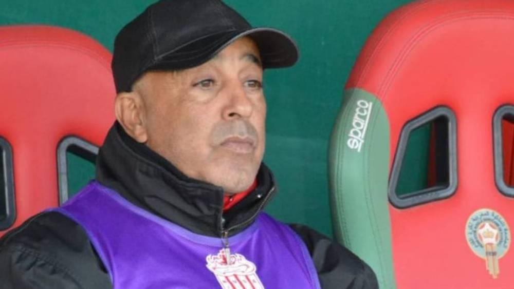 مسؤولو حسنية أكادير يفشلون في فسخ عقد السكتيوي والأخير يضع برنامجه الإعدادي للموسم القادم بمقر النادي