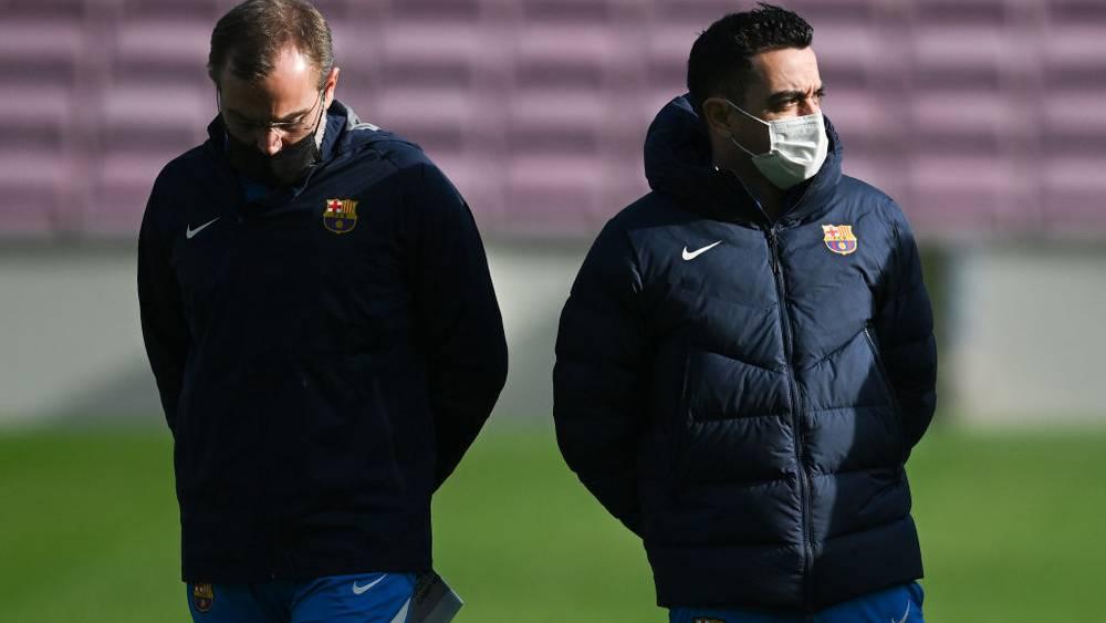 تشافي: "أي لاعب سوف يرحل كان على علم بأنه ليس قادرًا على اللعب لبرشلونة"