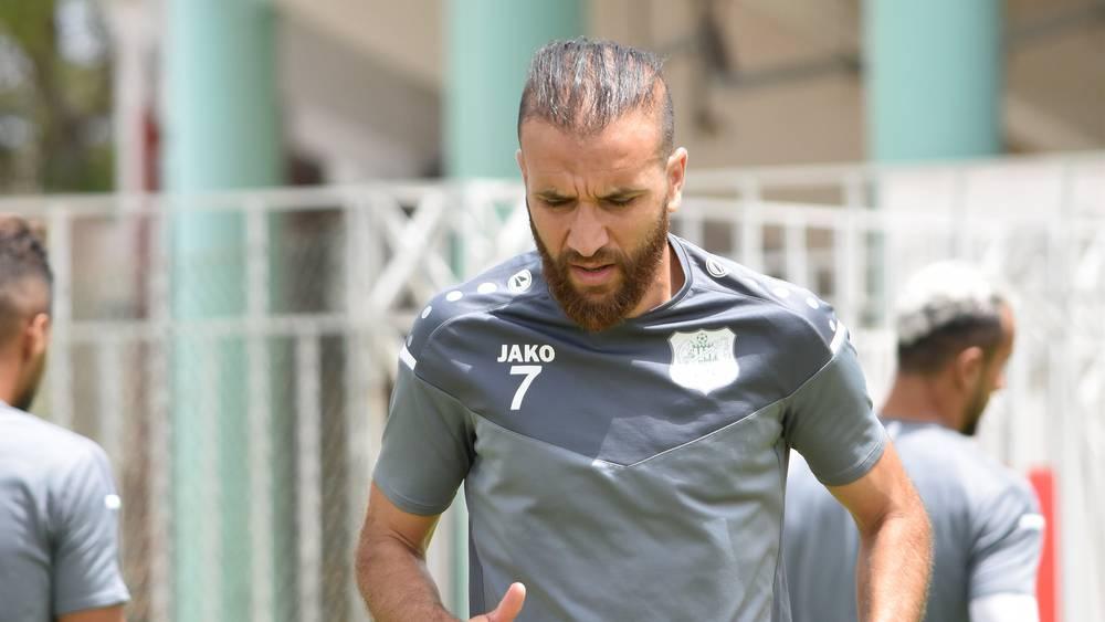 رسميا/ الرجاء الرياضي يعلن عن عودة زكرياء حدراف