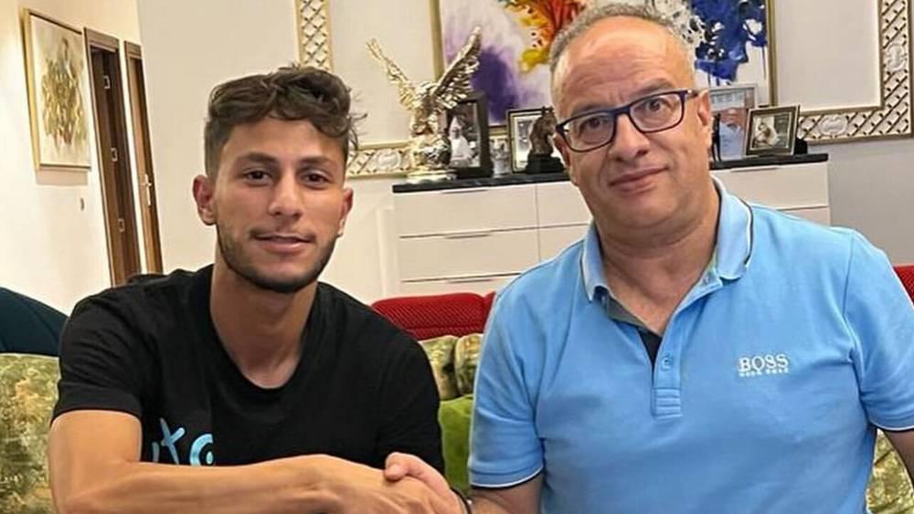 البدراوي يُعلن عن توقيع الجزائري بوزوق على عقد انتقاله للرجاء في الساعات الأولى من صباح يومه الأربعاء