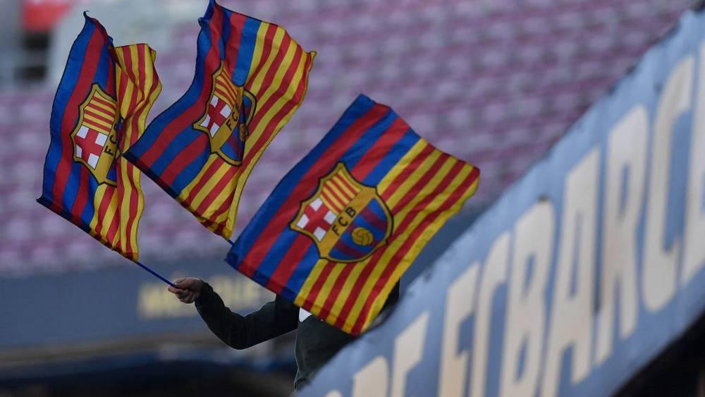 "فكرة مجنونة".. برشلونة يُخاطب "يويفا" لاستخدام أرباح دوري الأبطال كضمان للحصول على قرض "ضخم"