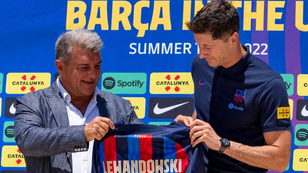 برشلونة يجد صعوبة في تسجيل صفقاته بعد قرار "الليغا" الأخير