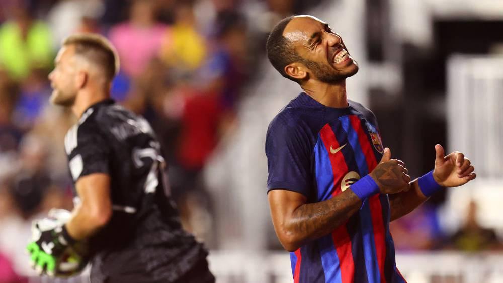 أوباميانغ يُرحب بالعودة إلى البريميرليغ من بوابة تشيلسي بعد 6 أشهر فقط في برشلونة