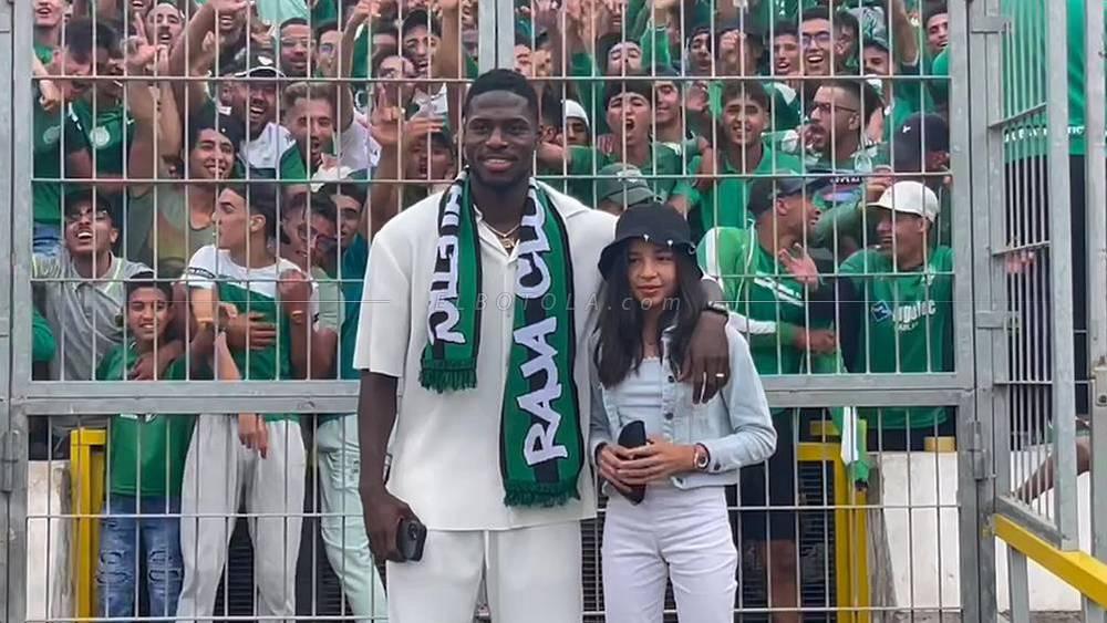 وكيله: "مالانغو لن يعود للرجاء وكل الأخبار التي تشير إلى ذلك غير صحيحة"