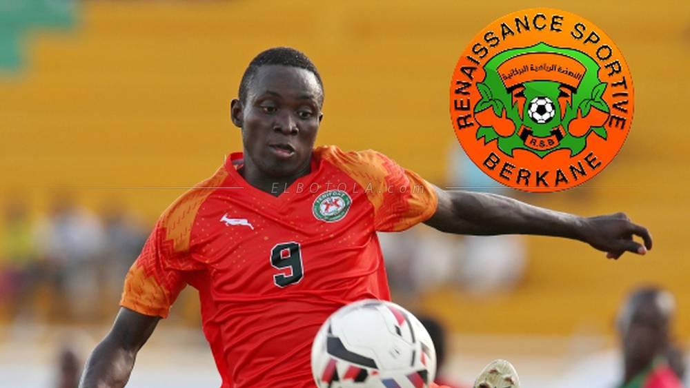 رسميا/ نهضة بركان يُعلن تعاقده مع المهاجم المُنحدر من النيجر فيكتوريان أديبايور لأربعة مواسم قادمة