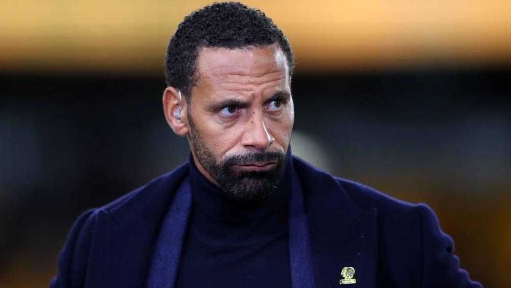 ريو فيرديناند: "مانشستر يونايتد تنازل عن شرفه من أجل فرينكي دي يونغ"