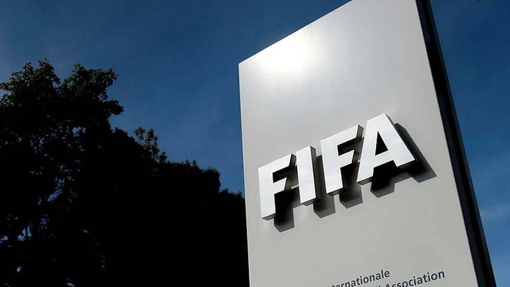 "الفيفا" يعلق عضوية الاتحاد الهندي لكرة القدم والأخير يخسر حاليا استضافة مونديال السيدات لأقل من 17 سنة