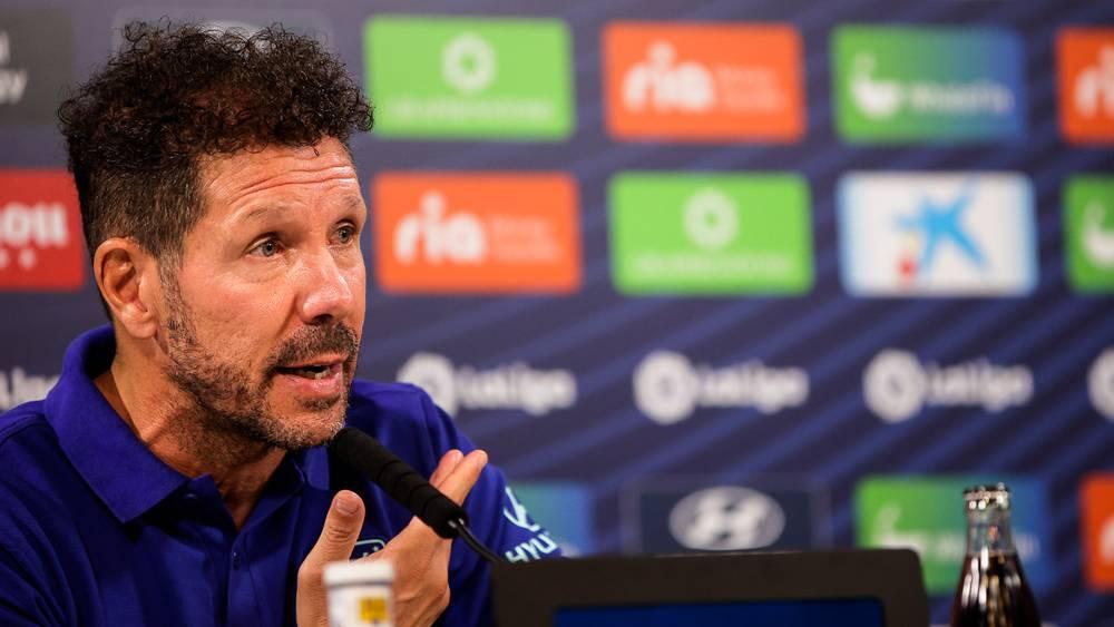 دييغو سيميوني عن حب ريغيلون لريال مدريد: "لست مهتمًا.. ألا تتذكرون خوانفران وموراتا ويورنتي؟"