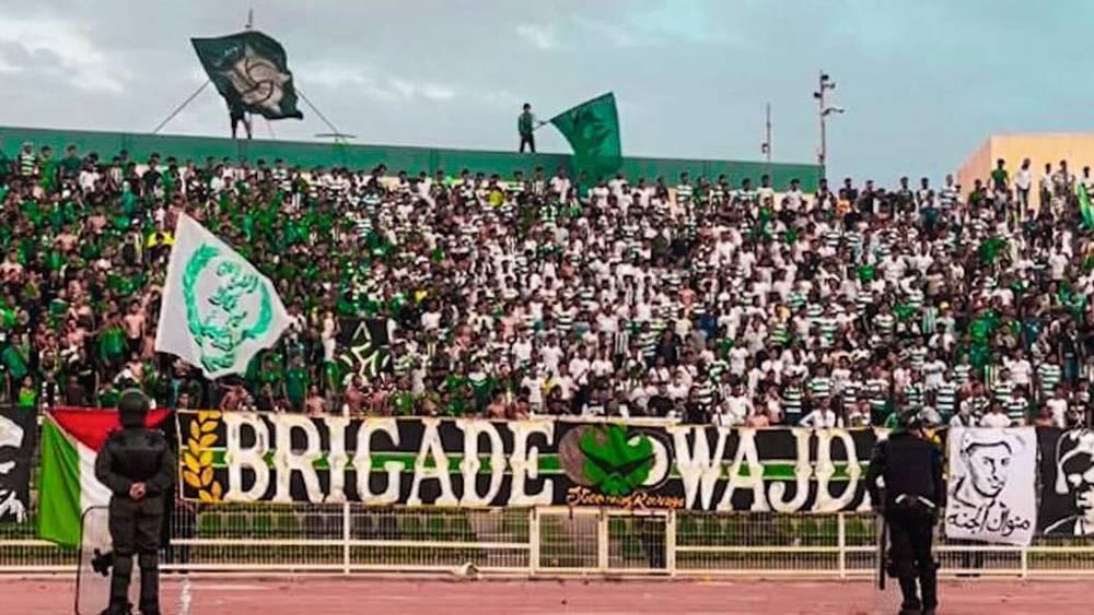 فصيل "بريغاد وجدة" يعلن مقاطعة مباريات المولودية ويعقب: "القرار لا يعني تجميد النشاط أو الابتعاد عن تشجيع فريقنا"