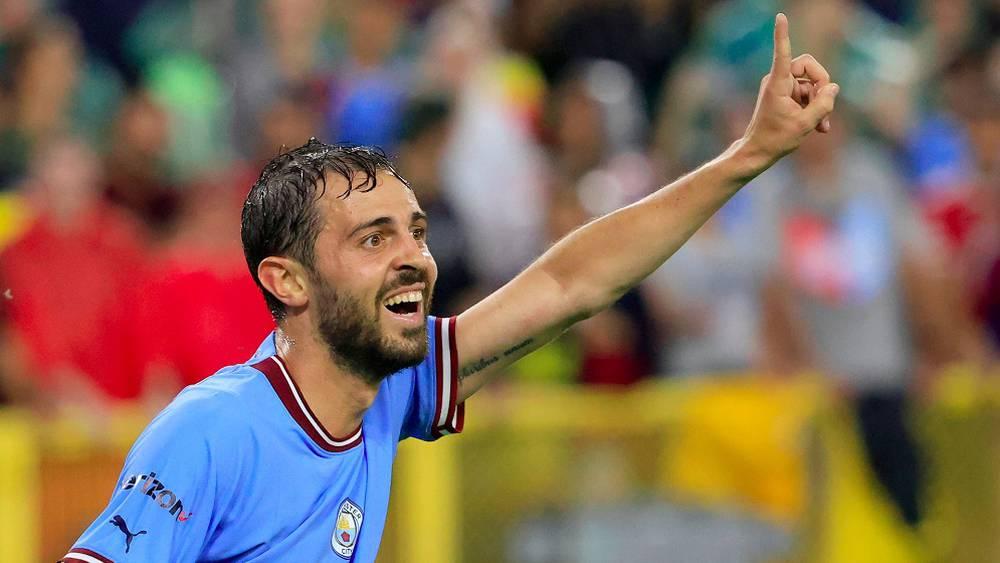 بيرناردو سيلفا: "لم أتلق أي عروض وسأبقى في مانشستر سيتي والقرار تم اتخاذه"