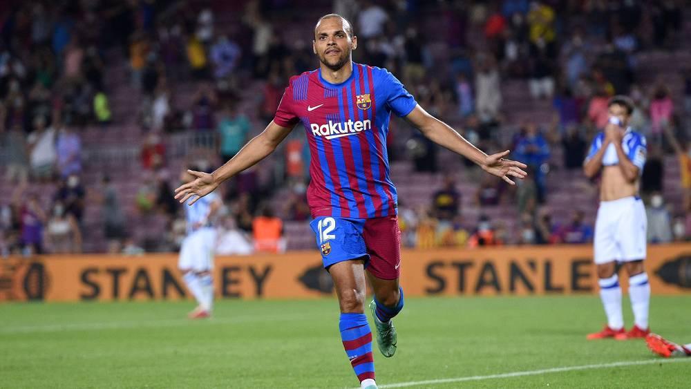 رسميا/ برشلونة يعلن فسخ عقد مهاجمه الدنماركي مارتن برايثويت