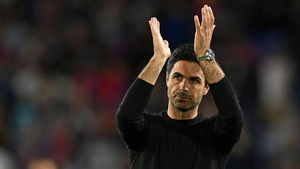 أرتيتا عن الهزيمة أمام مانشستر يونايتد: "إنه أمر مخيب للآمال ولاعبو فريقي يستحقون الإشادة"