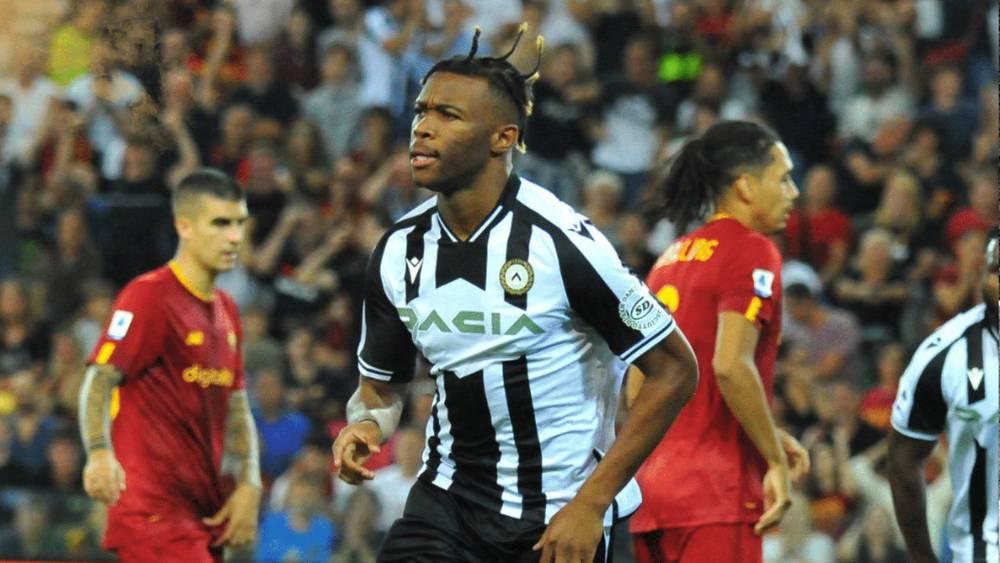 أودينيزي "يكتسح" روما في الدوري الإيطالي