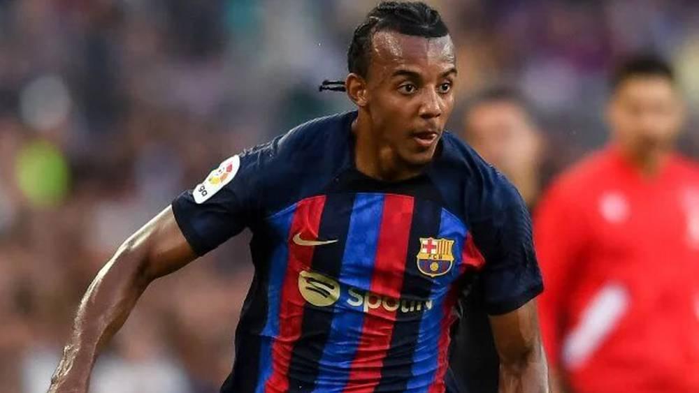 FC Barcelone : Koundé donne un coup de main à Gerard Piqué