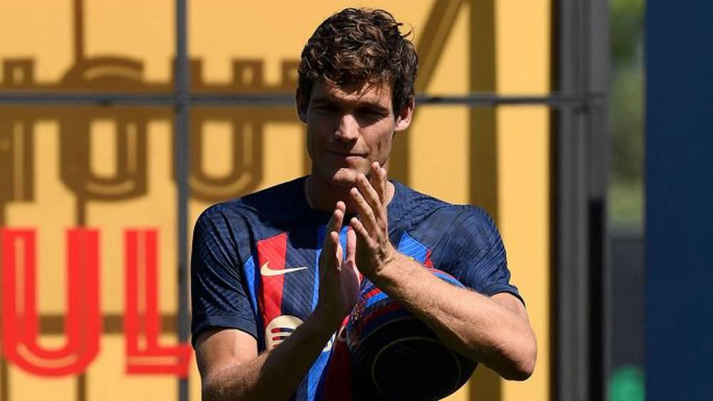 ماركوس ألونسو مرشح للمشاركة "أساسيًا" مع برشلونة للمرة الأولى ضد بايرن ميونخ