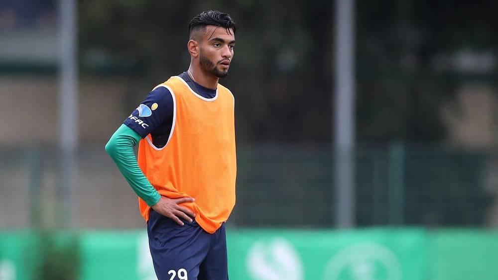 الرجاء الرياضي يُجري حصتيْن تدريبيتيْن اليوم الثلاثاء في غياب بوزوق وحضور باقي لاعبيه بمن فيهم مدكور بعد تجاوز إصابته