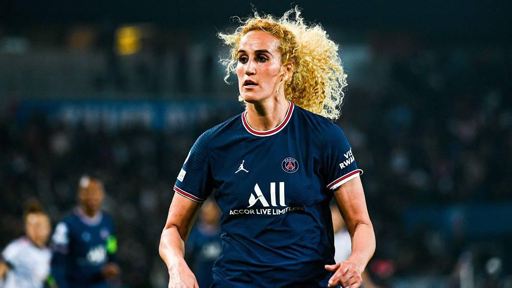 بعد قرابة سنة.. خيرة حمراوي تخرج عن صمتها: "أنا ضحية وهدفهم كان وضع حد لمسيرتي المهنية"