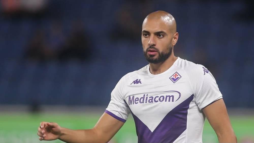 سفيان أمرابط يغادر الملعب مصابًا في مباراة فيورنتينا ضد هيلاس فيرونا