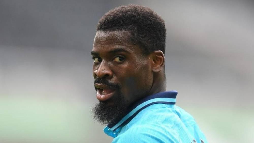 سيرج أوريي عن اتهامه بالسحر: "أنا مسلم أعبد الله فقط ولا دخل لي في مشاكل عائلة بوغبا"