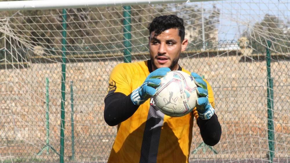 أشرف الهباري حارس مرمى أمل أولمبيك خريبكة يختار الهجرة "غير الشرعية" عبر قوارب الموت