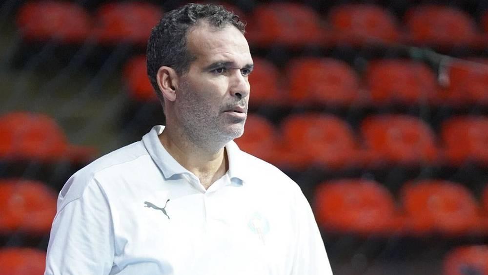 هشام الدكيك يوجه الدعوة لـ18 لاعبا من أجل المشاركة في المبارتين الوديتين أمام البرازيل