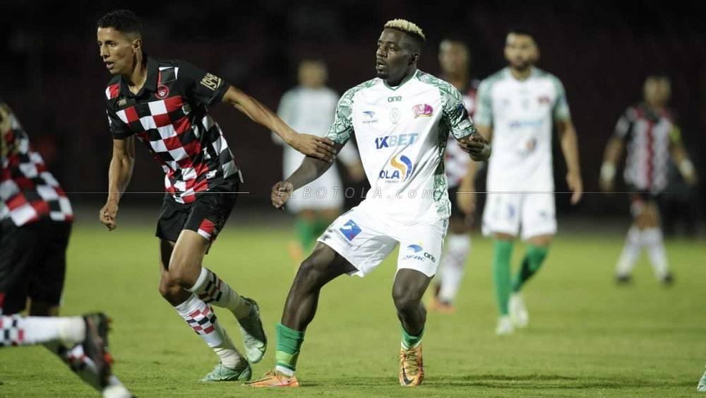 الرجاء يواصل "تعثره" ويتعادل أمام شباب المحمدية في أول مباراة رسمية رفقة منذر الكبير