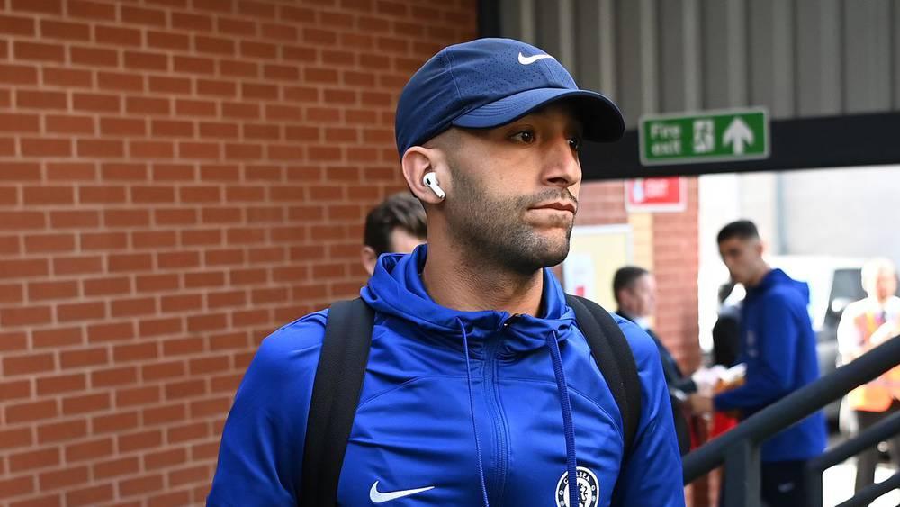 حكيم زياش احتياطي في مباراة اليوم ضد كريستال بالاس