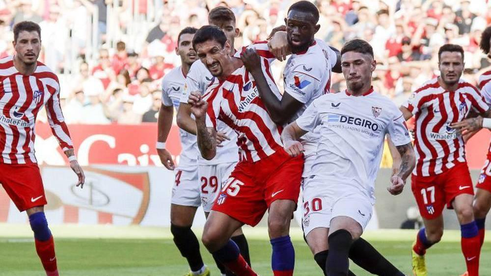 الدوري الإسباني/ إشبيلية يتعثر مجددا بعد هزيمته أمام أتلتيكو مدريد بمشاركة بونو كأساسي والنصيري كبديل