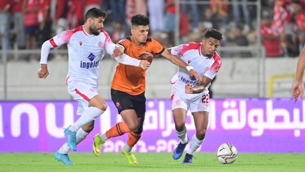 نهضة بركان والوداد يشدان الرحال إلى نيجيريا عبر طائرة خاصة مشتركة