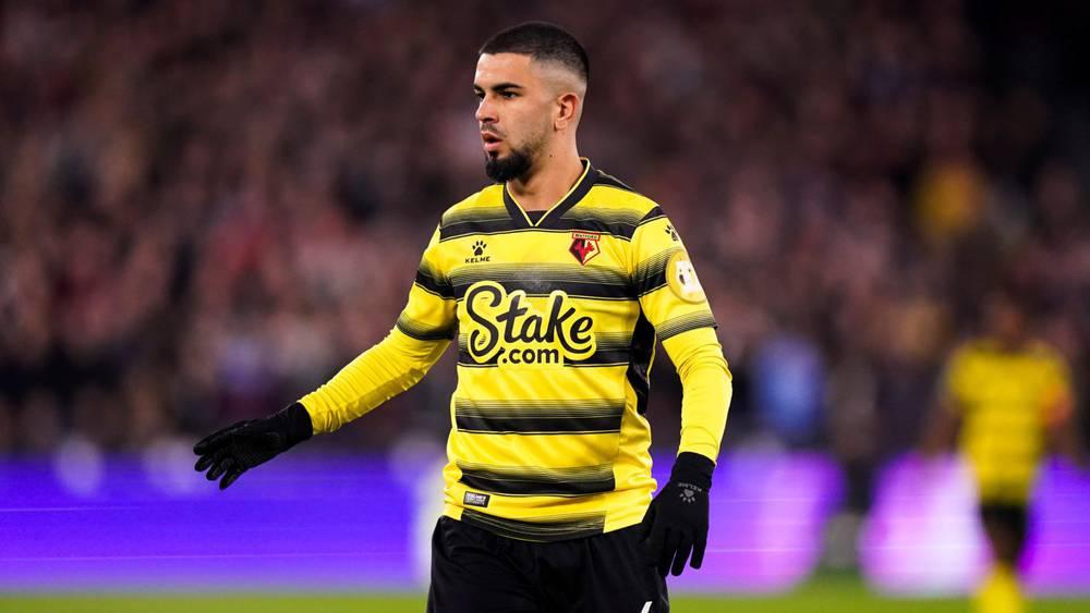 لوزا يواجه عقوبة الإيقاف لـ6 مباريات بعد اتِّهامه رسمياً بالبصق على أحد لاعبي سوانسي سيتي