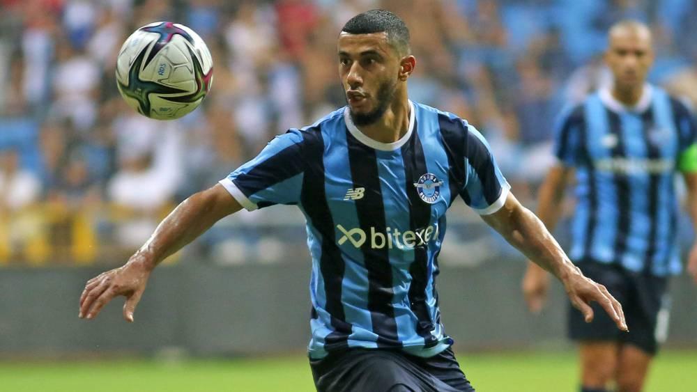 بلهندة يقود فريقه أضنة ديمر سبور لصدارة الدوري التركي بهدف وتمريرتين حاسمتين أمام قاسم باشا