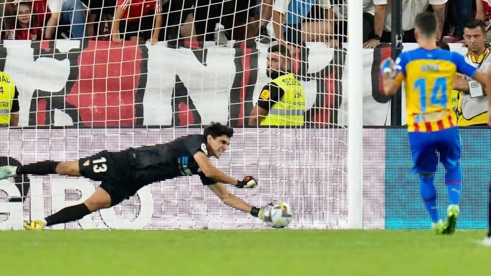 بونو بعد تصديه لضربة جزاء أمام فالنسيا في "الوقت القاتل": "لقد كان مجرد حدس"