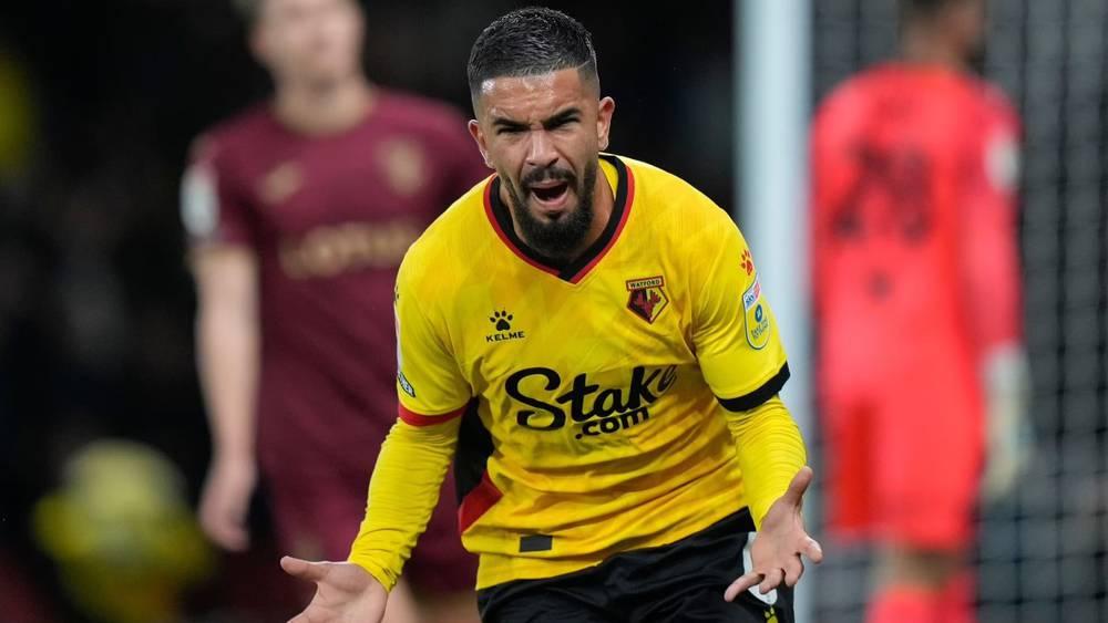 عمران لوزا يغيب عن مونديال "قطر 2022" بعد إصابته بكسر في الكاحل