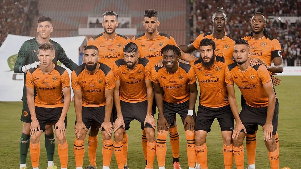 "الكاف" يعين طاقما تحكيميا من السودان لقيادة مباراة نهضة بركان والاتحاد المنستيري في كأس الكونفدرالية