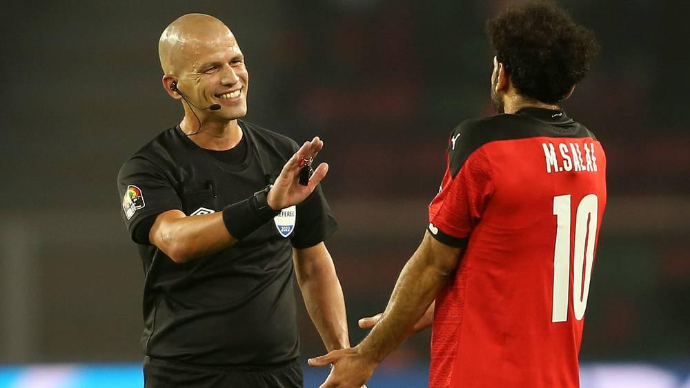 "تايمز"/ الحكم الجنوب أفريقي فيكتور غوميز سيعتزل في يناير المقبل