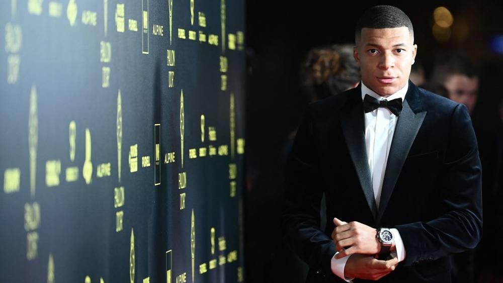 باريس سان جيرمان خسر 370 مليون يورو بسبب عقد "كيليان مبابي"