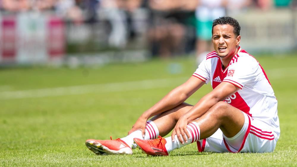 أياكس يستغني عن محمد إيحاتارن ويقرر إرجاعه إلى يوفنتوس