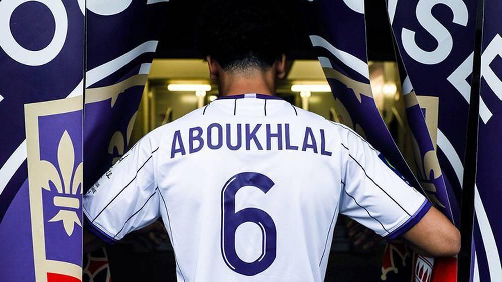 أبوخلال: "ألعب بالرقم 6 لأن صاحبه غالبًا ما يكون بطيئًا وخصومي يعتقدون أنني كذلك"