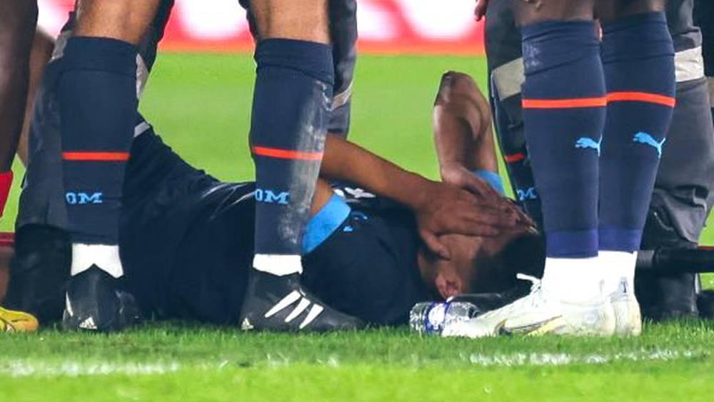 "الفيفا": "عالم كرة القدم كله معك أمين حارث.. بالشفاء العاجل"