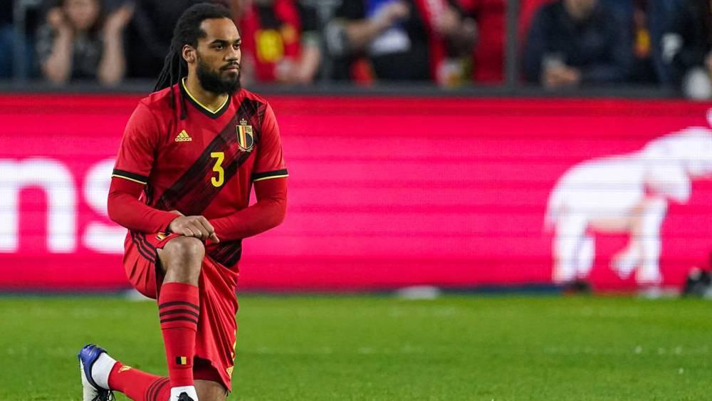 مارتينيز يقرر استدعاء المدافع ديناير لمعسكر بلجيكا في الكويت كـ"بديل محتمل" تأهبا لإصابة أحد اللاعبين قبل بداية المونديال