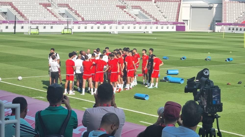 لقجع وموتسيبي يزوران الحصة التدريبية للمنتخب المغربي ليومه الإثنين تأهبا لمواجهة كرواتيا