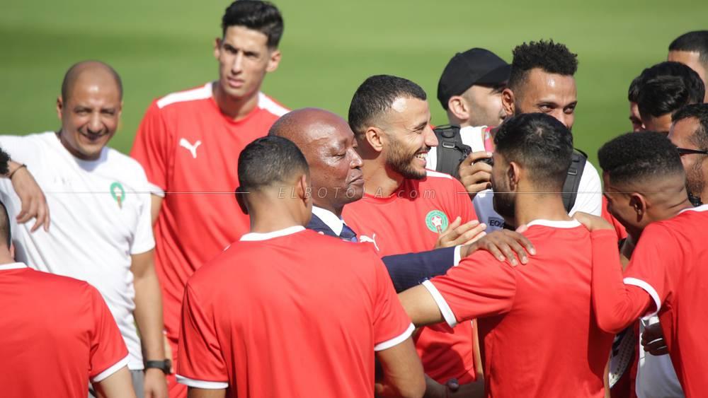 المنتخب المغربي يواصل استعداداته لمواجهة كرواتيا بحصة صباحية شهدت حضور لقجع وموتسيبي