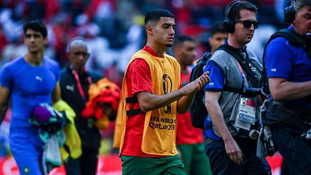 أنس الزروري: "فخور جداً لأنني جزء من هذه المجموعة ونحن بدورنا احتفلنا بالفوز كجميع المشجعين المغاربة"