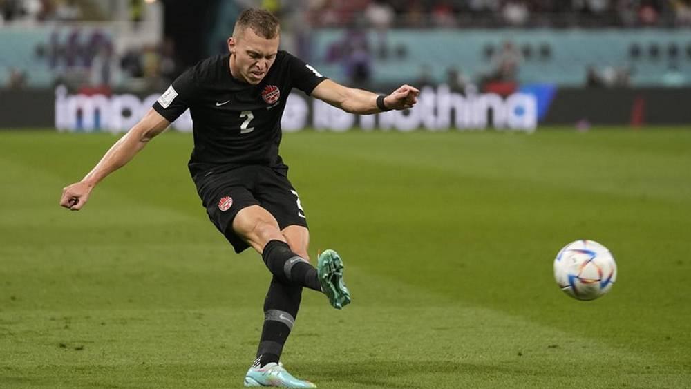 جونستون (لاعب كندا): "مازلنا نحاول صنع التاريخ.. نبحث عن الانتصار الأول ومباراة المغرب ستكون فرصة عظيمة"