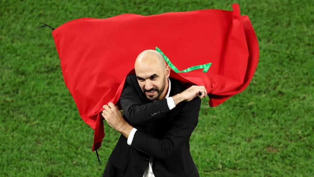 الركراكي: "لاعبو الوسط والهجوم قاموا بدور مذهل.. أغلقوا كل مساحات التمرير وكنا سنعاقب لو فقدوا التركيز للحظة"