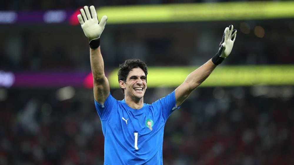 ياسين بونو: "هادْ الفريق مَاعْندو تَا شي حُدودْ وْكانْشكْر كَاعْ اللاَّعبين.. الحمد لله وْعَاش المغرب"