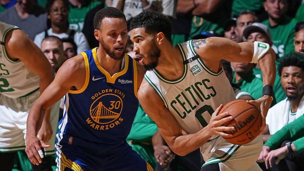 NBA - Les Warriors battent les Celtics
