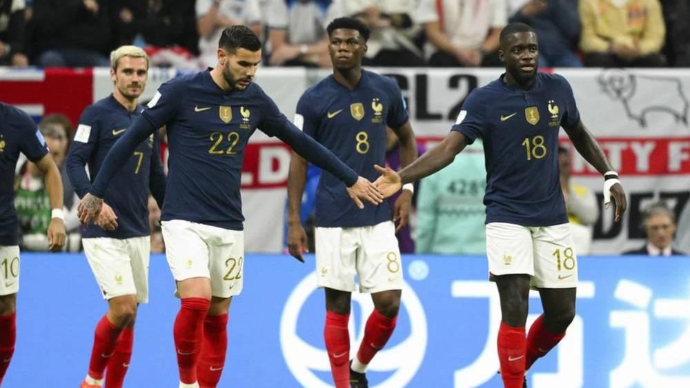 غياب تشواميني وأوباميكانو عن تداريب المنتخب الفرنسي استعدادا لمواجهة المغرب