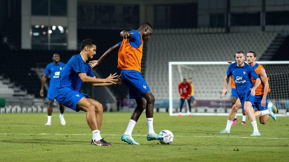 بمشاركة 22 لاعبا وغياب أساسيَّيْن.. المنتخب الفرنسي يجري ثاني حصصه التدريبية تأهبا لمواجهة المغرب