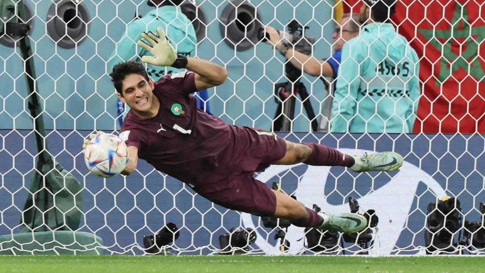 لويس إنريكي: "بونو استطاع تخمين اتجاه 80 بالمئة من ركلات الترجيح وهو حارس مرمى رفيع المستوى"